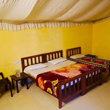 Hotel Lucifer Pushkar Dış mekan fotoğraf