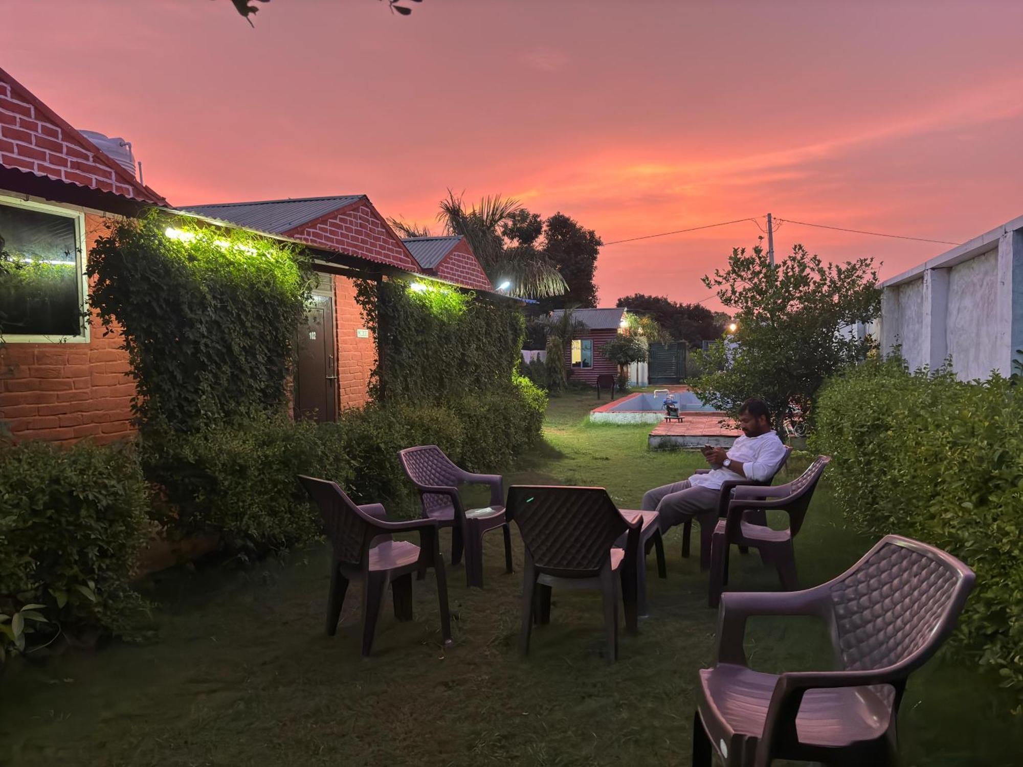 Hotel Lucifer Pushkar Dış mekan fotoğraf